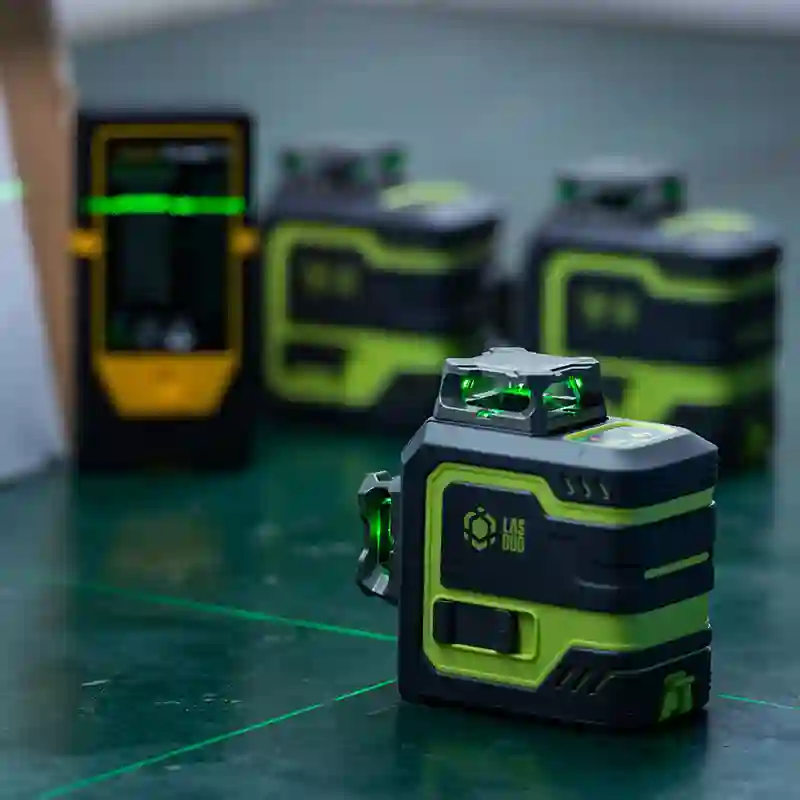 Hoe kan een groene kruislijn horizontaal verticaal laserniveau de nauwkeurigheid verbeteren in moderne bouw- en doe-het-zelfprojecten